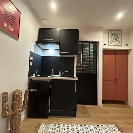 Casa Ibiza - Beautiful New & Comfortable Angers