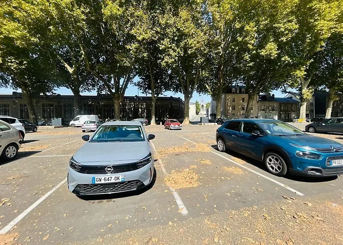 Apartamento Casa Ibiza - Beautiful New & Comfortable Angers